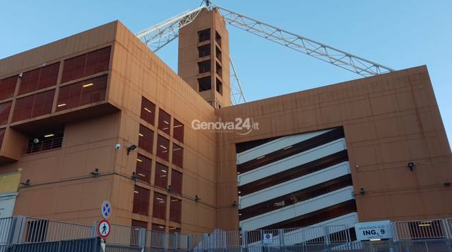Calcio, anche a Genova tornano i tifosi allo stadio: mille a partita per Genoa e Samp