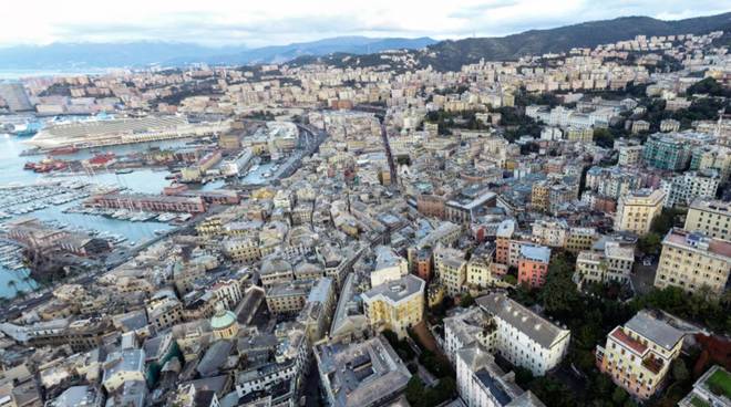 Mercato immobiliare in subbuglio: Genova terza città per ricerche di case in vendita