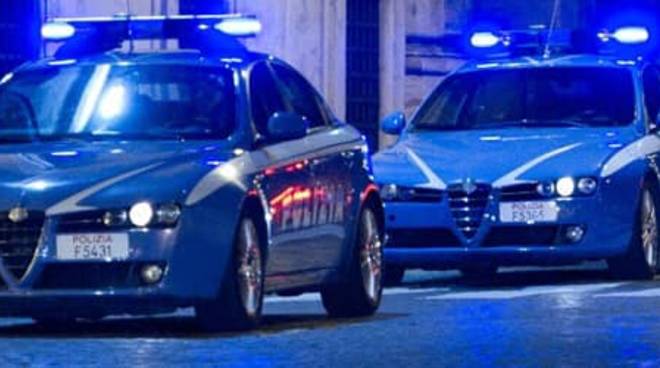 Danneggia 14 auto parcheggiate in corso Europa: denunciato 28enne